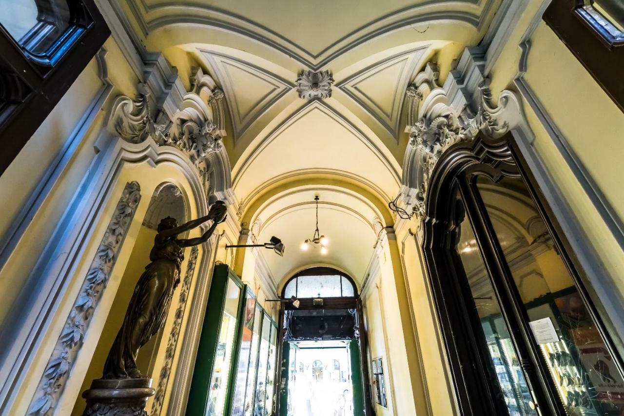 Bpr Vintage Garden Apartment With Terrace & Sauna Budapest Exteriör bild