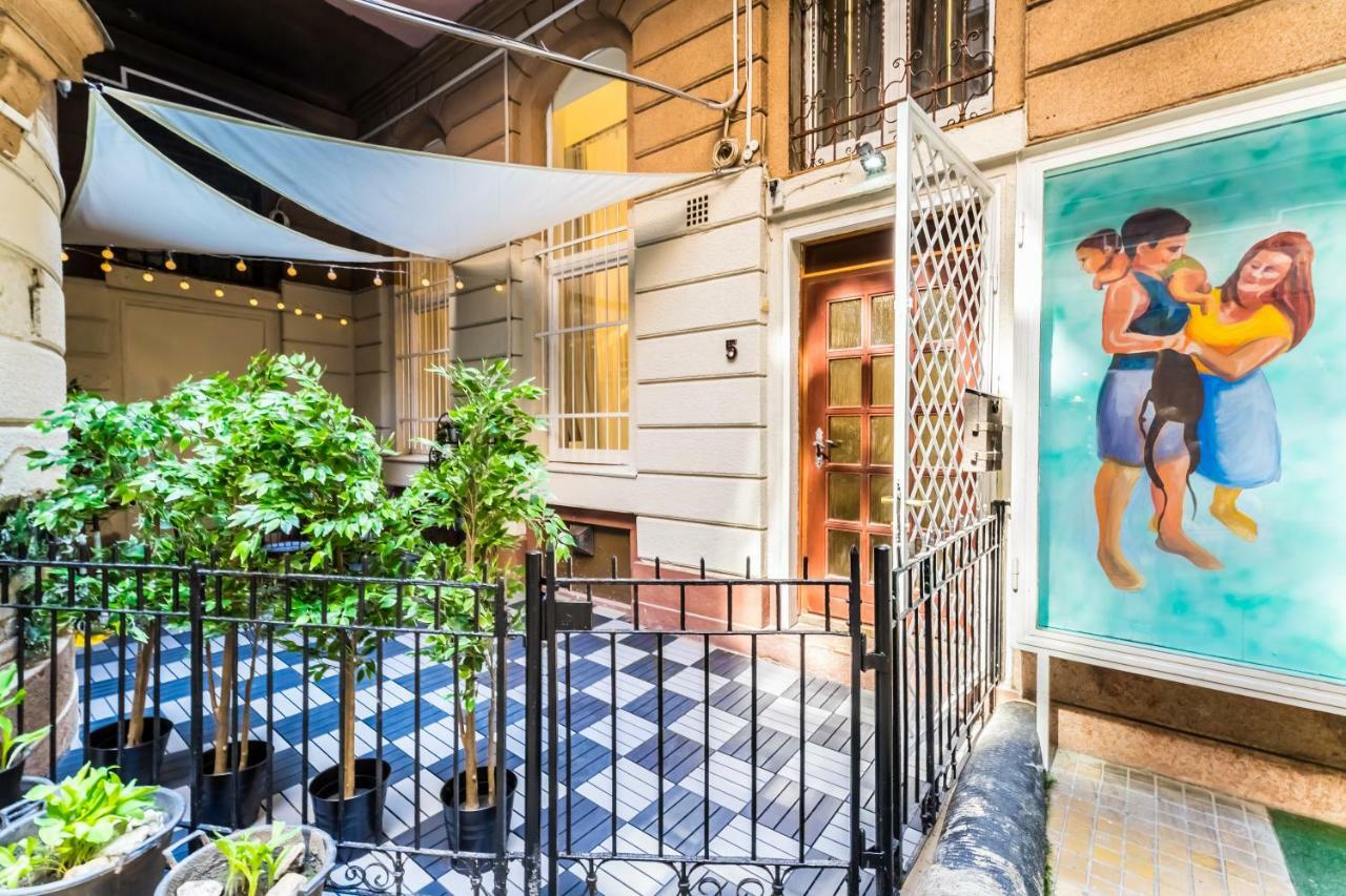 Bpr Vintage Garden Apartment With Terrace & Sauna Budapest Exteriör bild